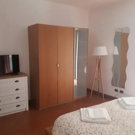 La Meridiana A Traffiume Apartment